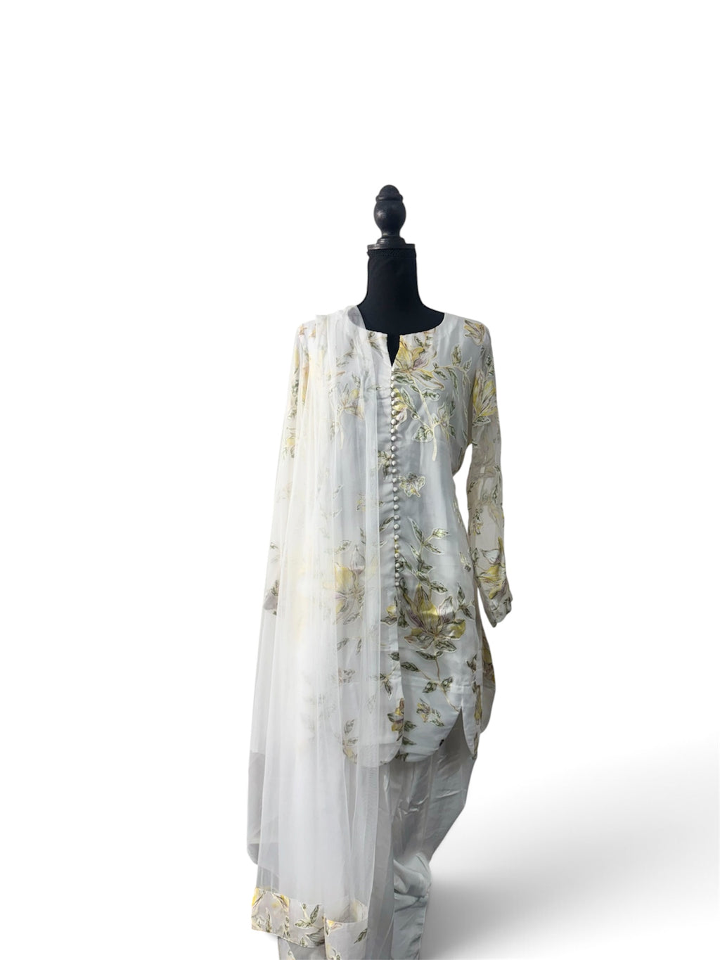 Aylin – Ivory Floral Balloon Pants Ensemble