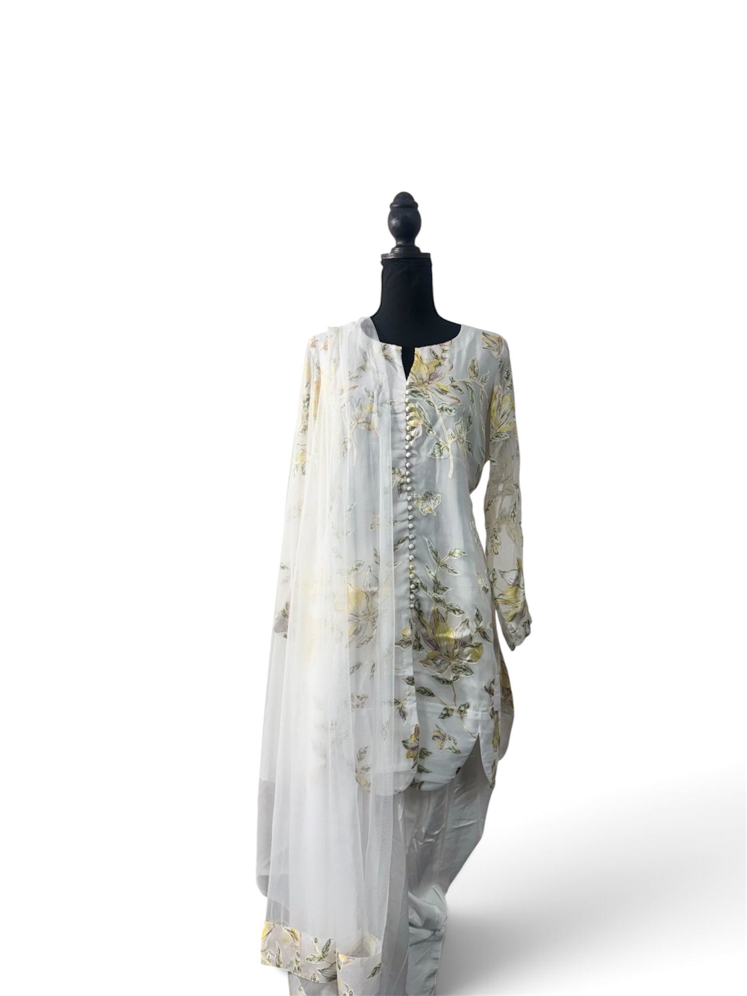 Aylin – Ivory Floral Balloon Pants Ensemble