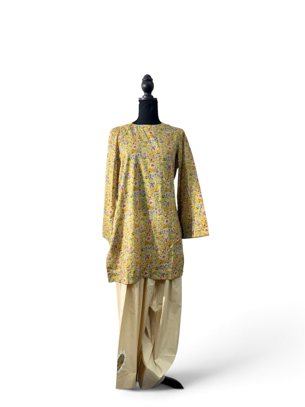 Elara – Mustard Floral Cut-Out Co-Ord Set